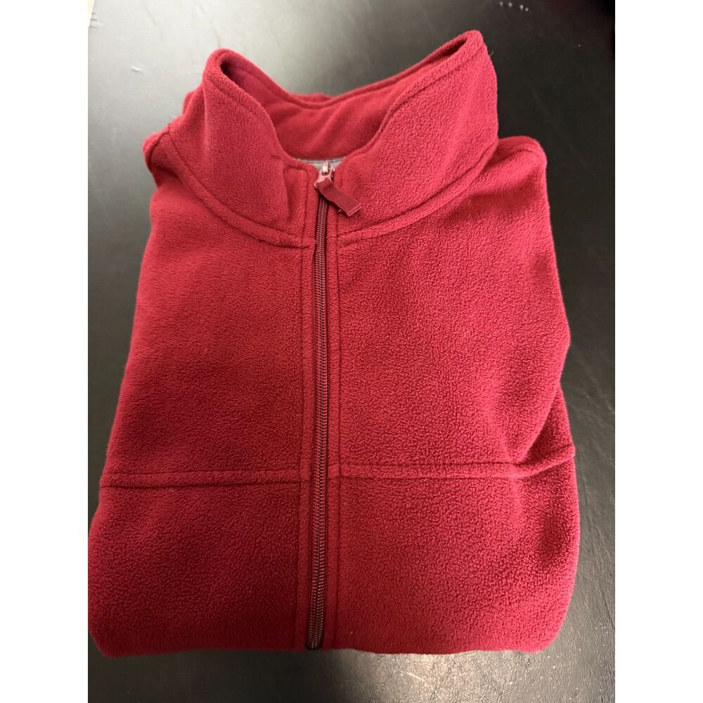 Preowned Mens Starter Jacket SZ XL Maroon color.Front zip 100% Polyester Fleece